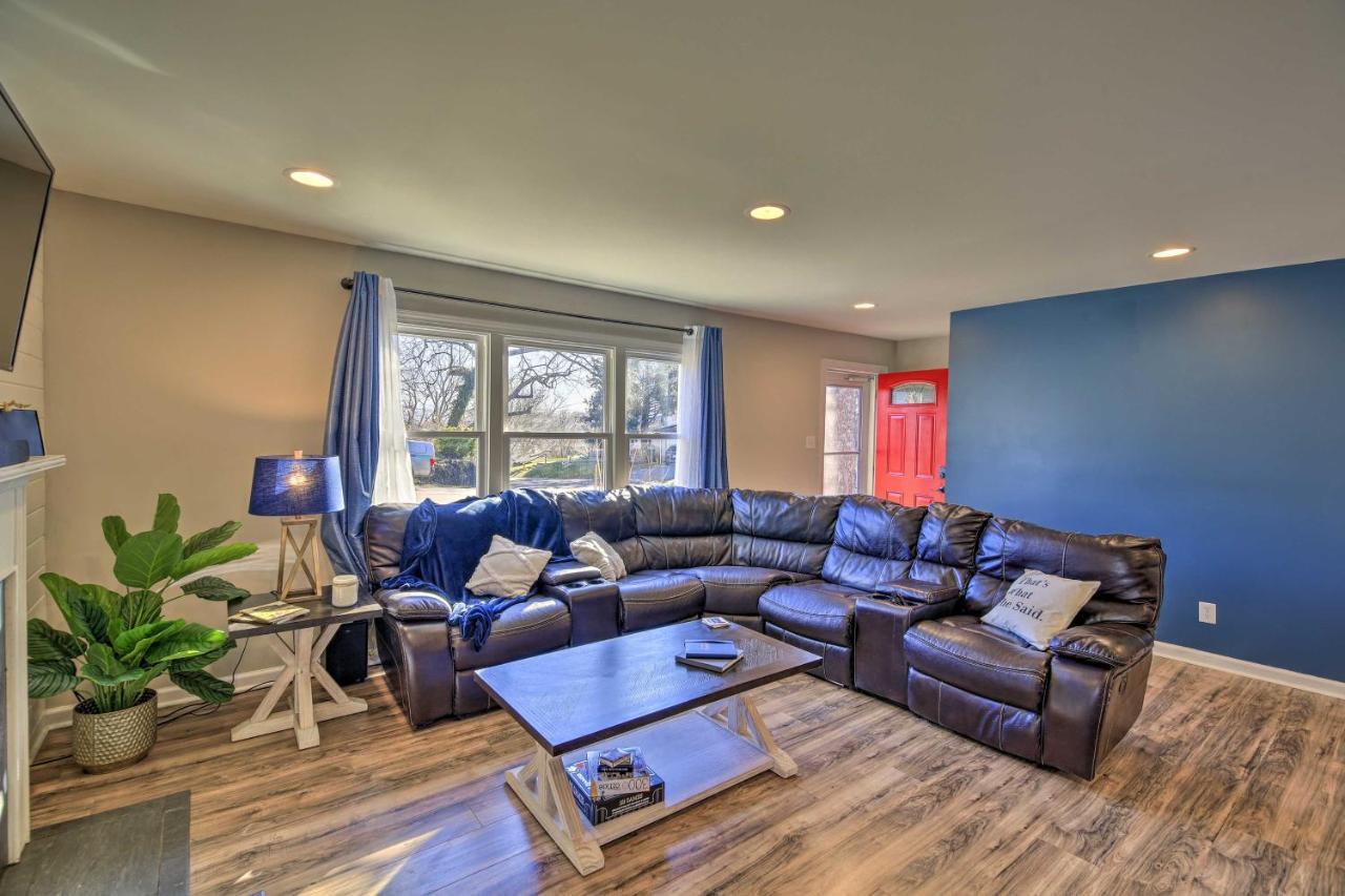 Cozy Bristol Home With Yard About 1 Mile To Downtown! Esterno foto