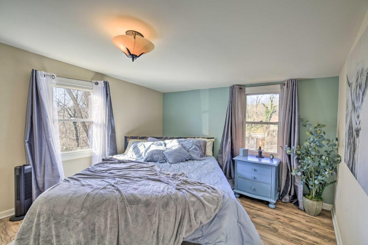 Cozy Bristol Home With Yard About 1 Mile To Downtown! Esterno foto