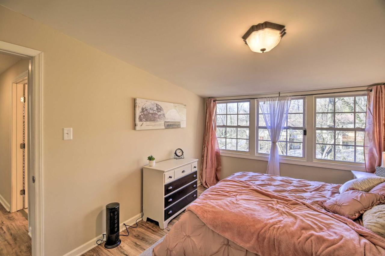 Cozy Bristol Home With Yard About 1 Mile To Downtown! Esterno foto